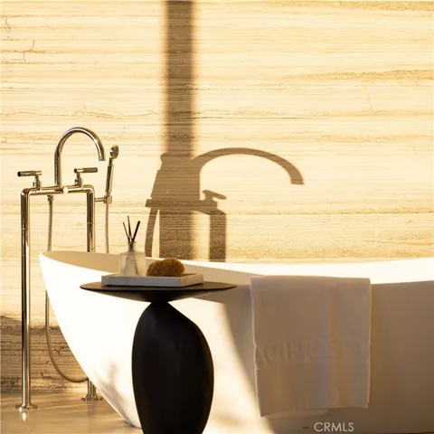 a close view of sink and tap