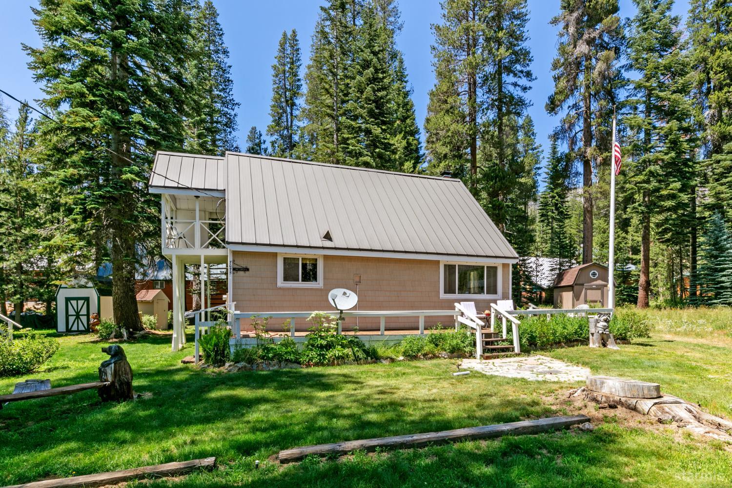7075 Mount Ralston Road Twin Bridges, CA 95735 - Photo 5 of 26 front view of a house with a yard