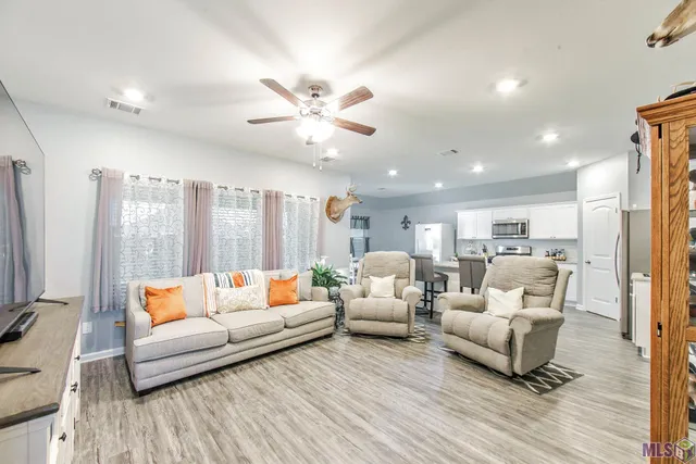 $285,000 | 23136 Planters Drive, Vacherie, LA 70090