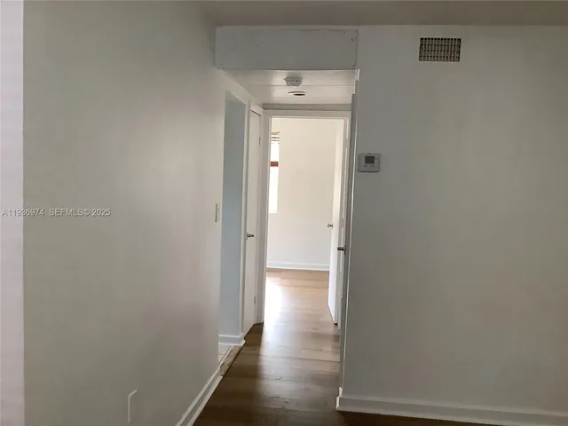 $1,900 | 420 Northwest 11th Avenue, Unit 1, Miami, FL 33128