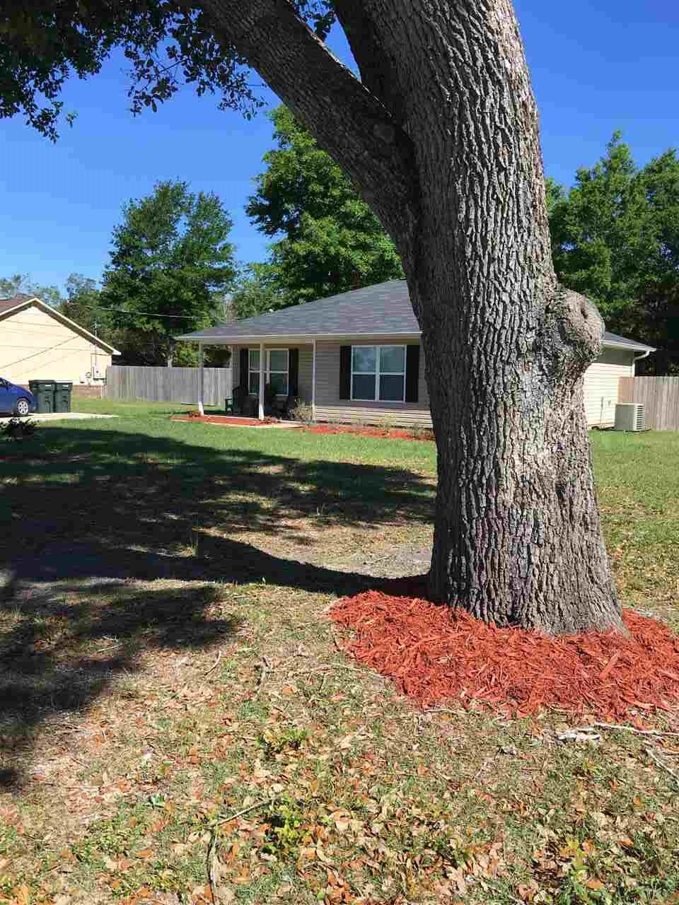 4721 Old Guernsey Road Pace, FL 32571 - Photo 3 of 19 Gallery Image 3
