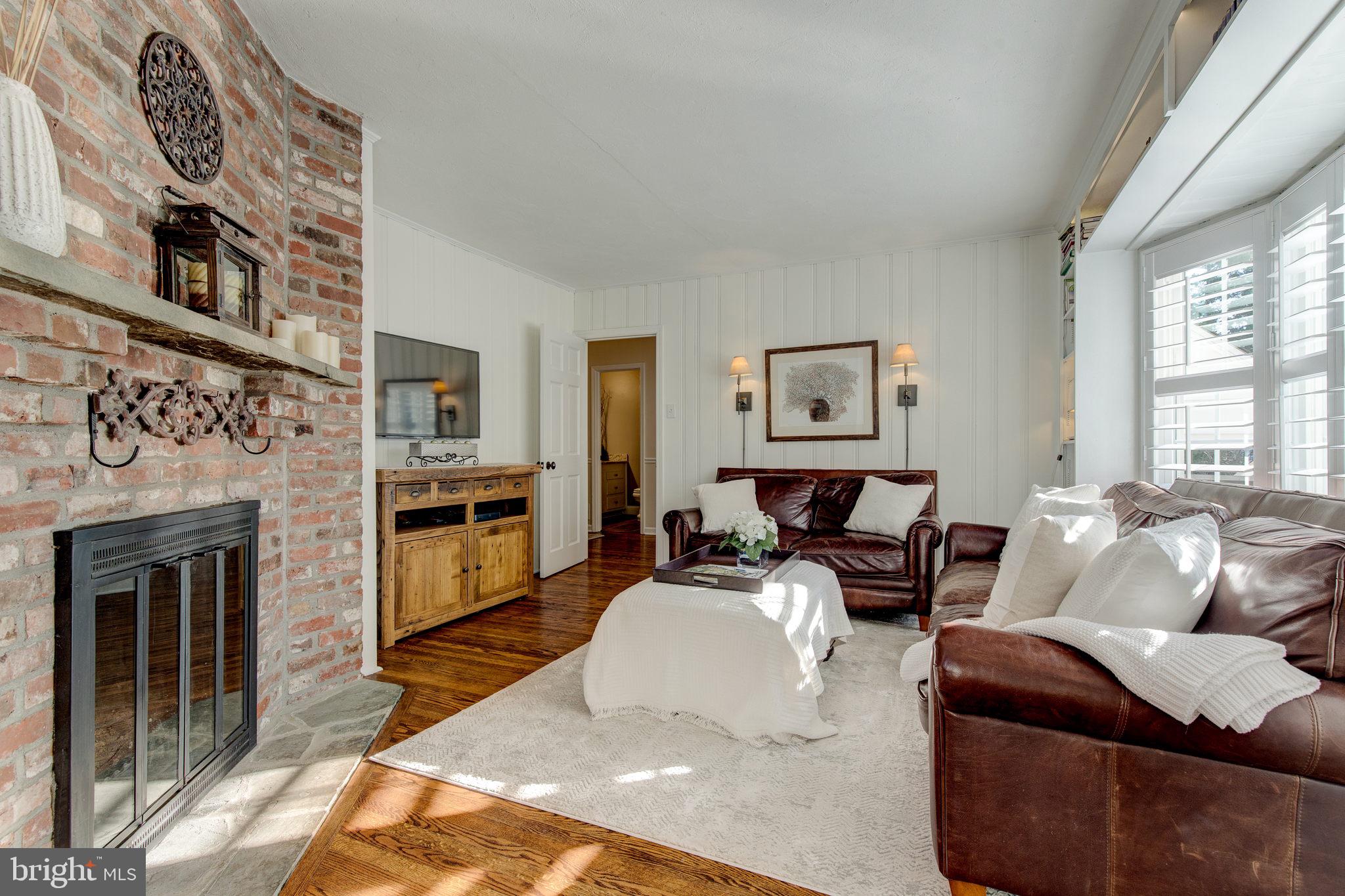 1675 Stephens Drive Wayne, PA 19087 - Photo 15 of 52 Light and bright family room