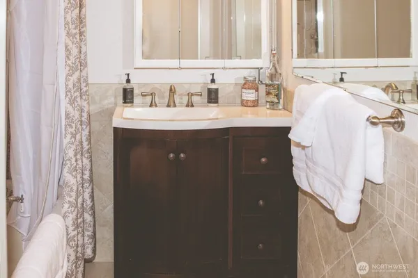 $1,750 | 1009 1st Street, Snohomish, WA 98290