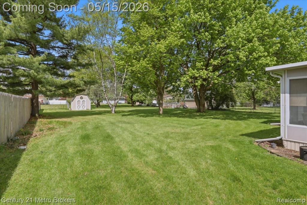 5457 North Seymour Road Flushing, MI 48433 - Photo 37 of 43