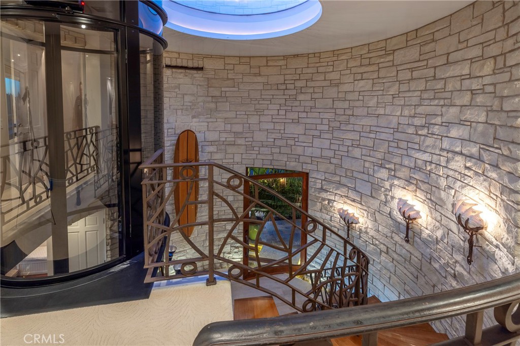 16631 Carousel Lane Huntington Beach, CA 92649 - Photo 18 of 41