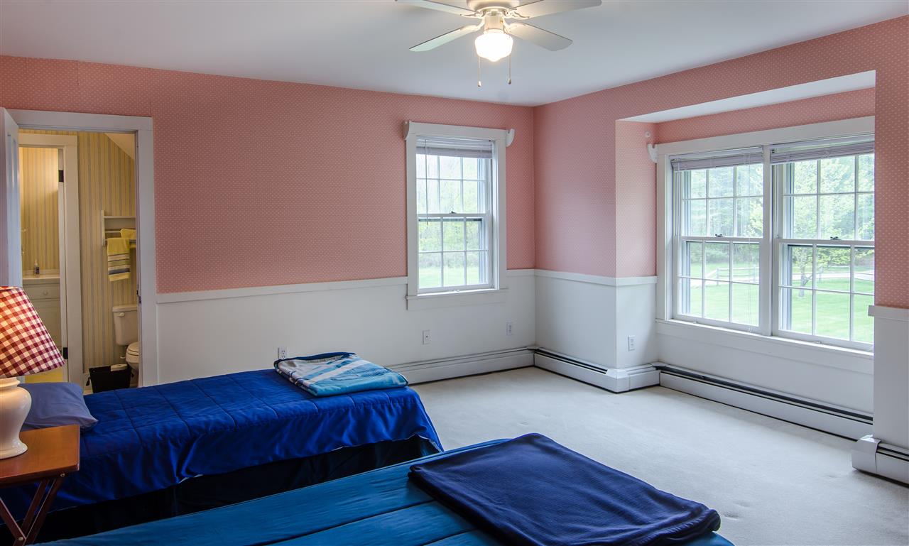 275 Meadowland Farms Road Hartford, VT 05001 - Photo 24 of 30 Gallery Image 24