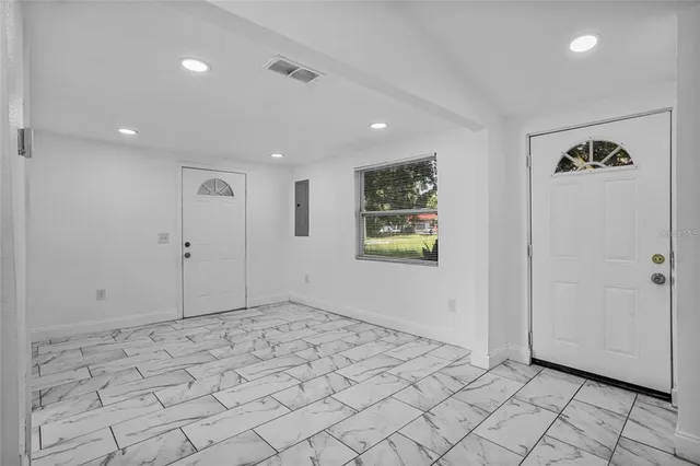 $1,850 | 906 Celery Avenue, Sanford, FL 32771