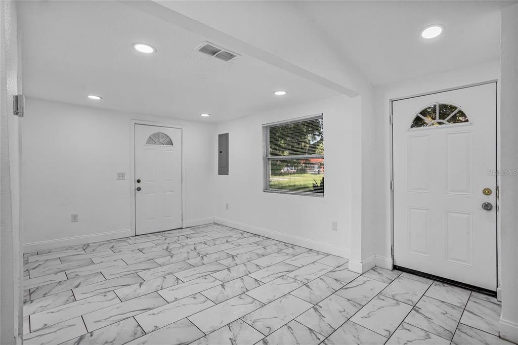 906 Celery Avenue Sanford, FL 32771 - Photo 4 of 24