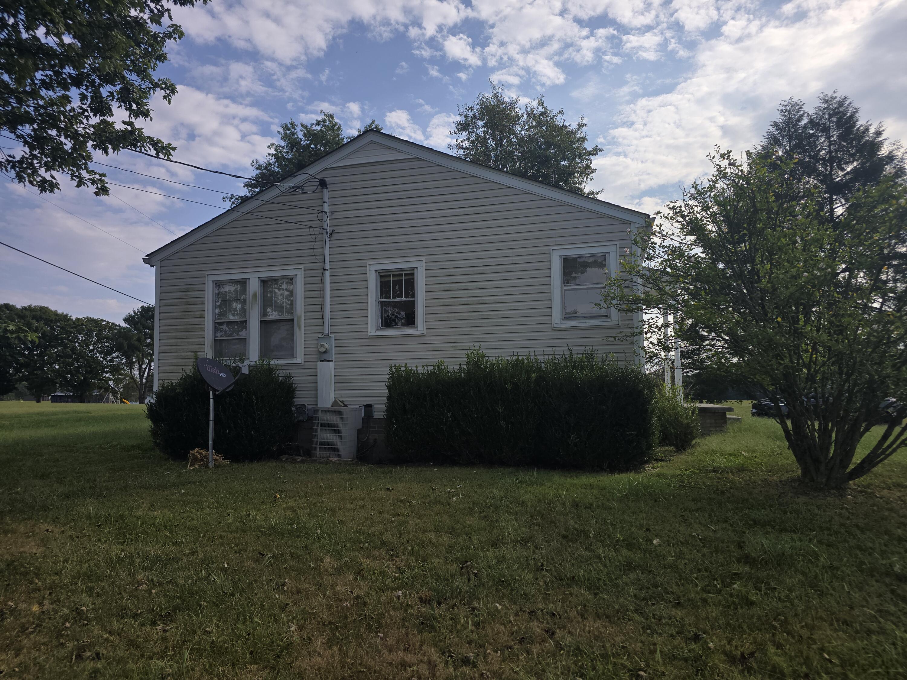 1592 Flat Lick Road London, KY 40744 - Photo 2 of 5 20260919_100429