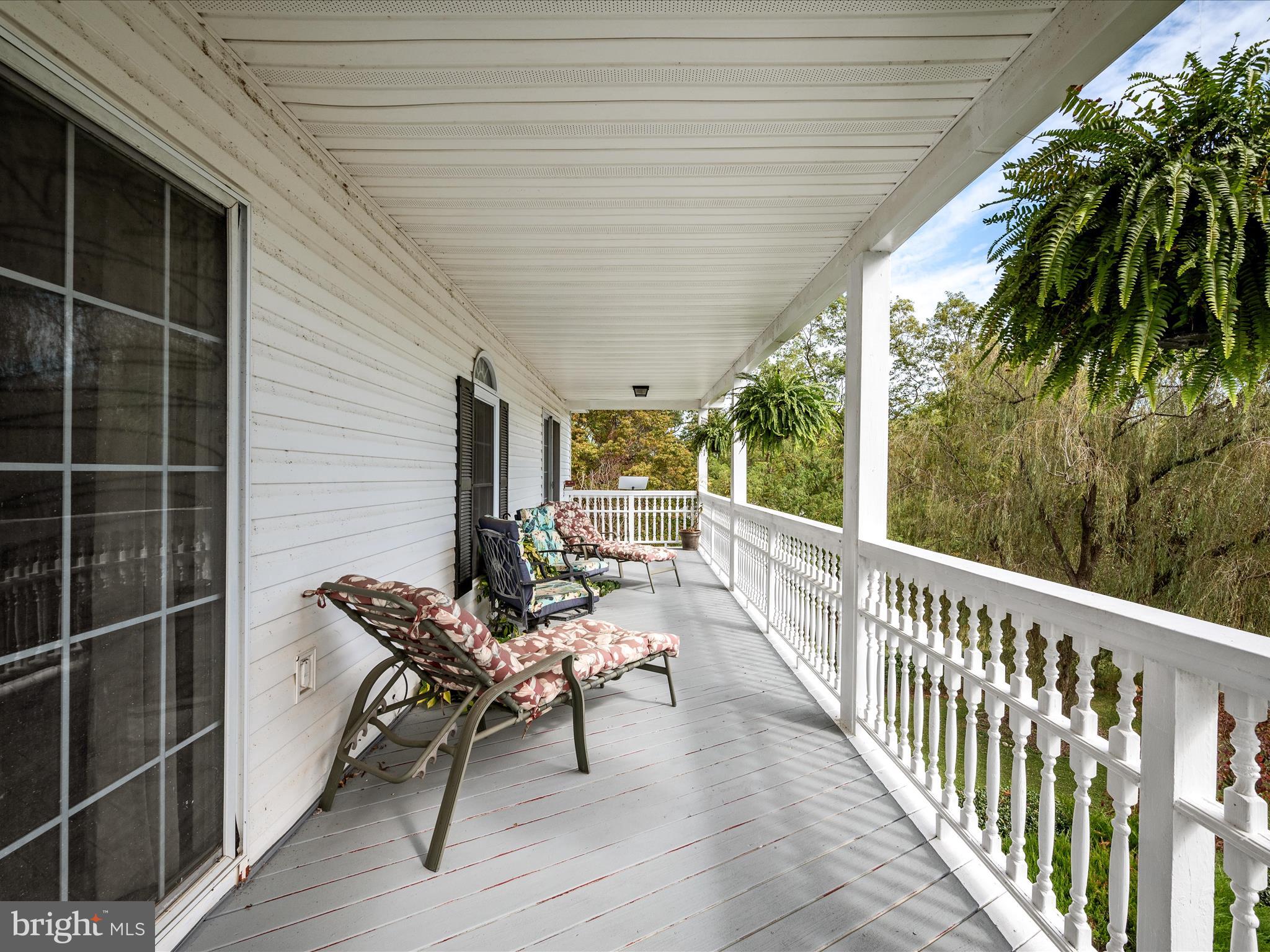 3187 Bishop Meade Road Boyce, VA 22620 - Photo 39 of 77 Balcony