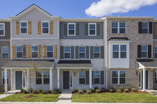 $419,990 | 148 Barton Vlg Boulevard, Lebanon, TN 37090