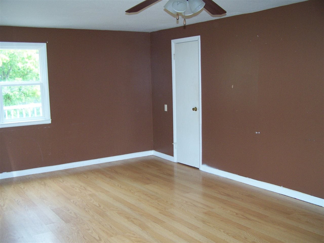 2485 Gilstrap Road Morgantown, KY 42261 - Photo 12 of 21 Gallery Image 12