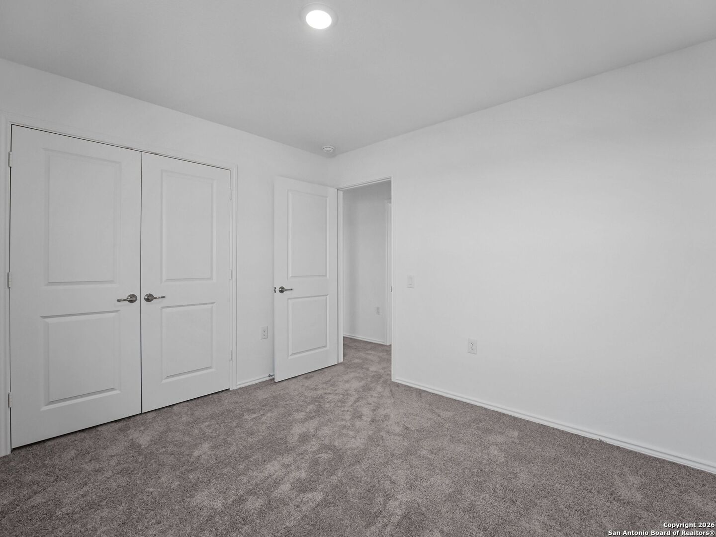 910 Stricker Path San Antonio, TX 78221 - Photo 21 of 26