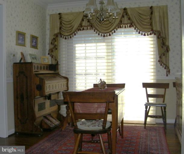 8503 Forrester Boulevard Springfield, VA 22152 - Photo 17 of 27 Dining Room