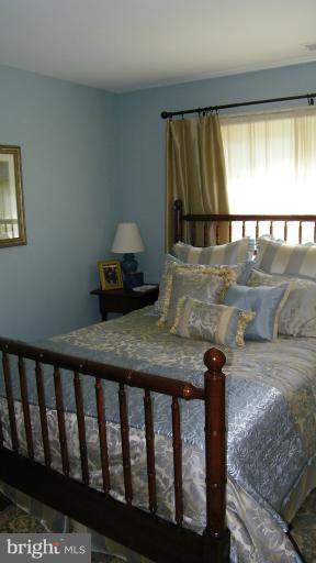 8503 Forrester Boulevard Springfield, VA 22152 - Photo 18 of 27 Bedroom