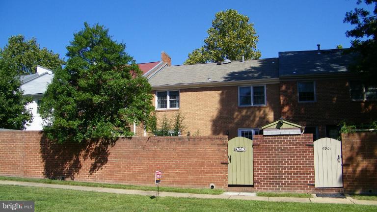 8503 Forrester Boulevard Springfield, VA 22152 - Photo 8 of 27 Exterior (Rear)