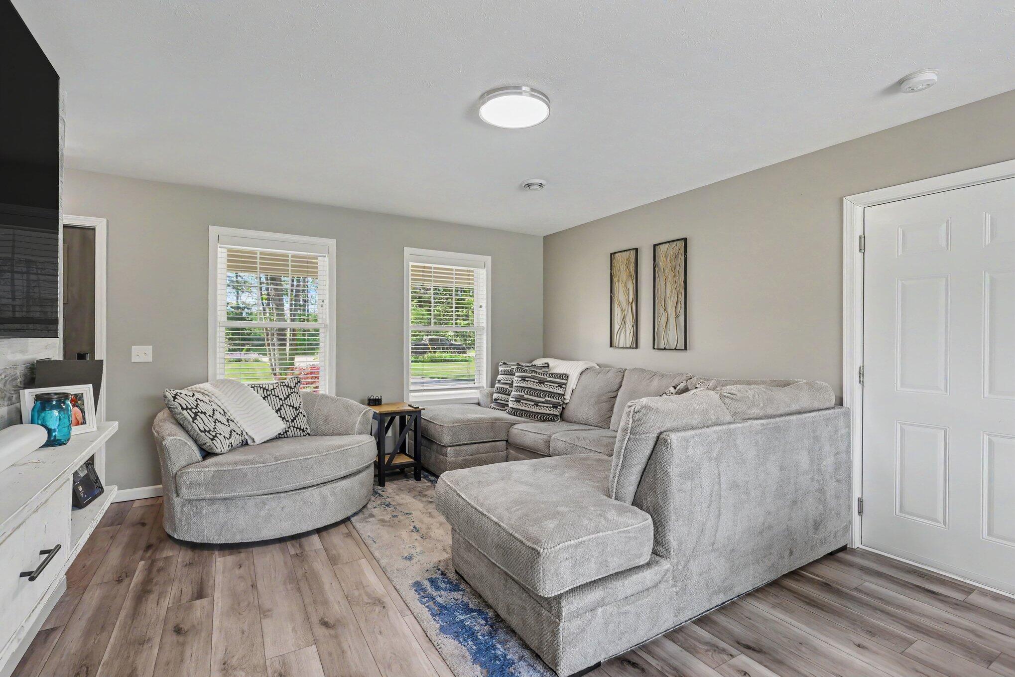 786 Judson Road Norton Shores, MI 49456 - Photo 11 of 26 002_file_6147