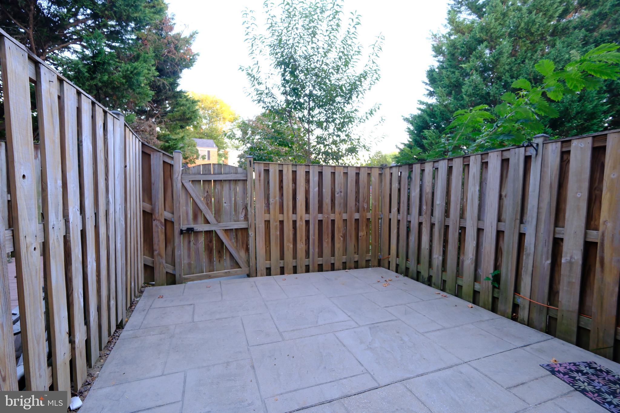 128 Bent Twig Lane, Unit 345 Gaithersburg, MD 20878 - Photo 17 of 17 a view of a wooden fence