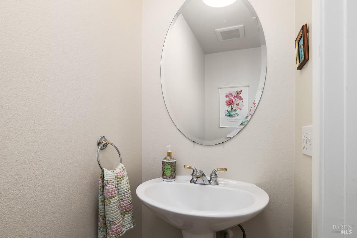 103 Amelia Way Novato, CA 94949 - Photo 17 of 30