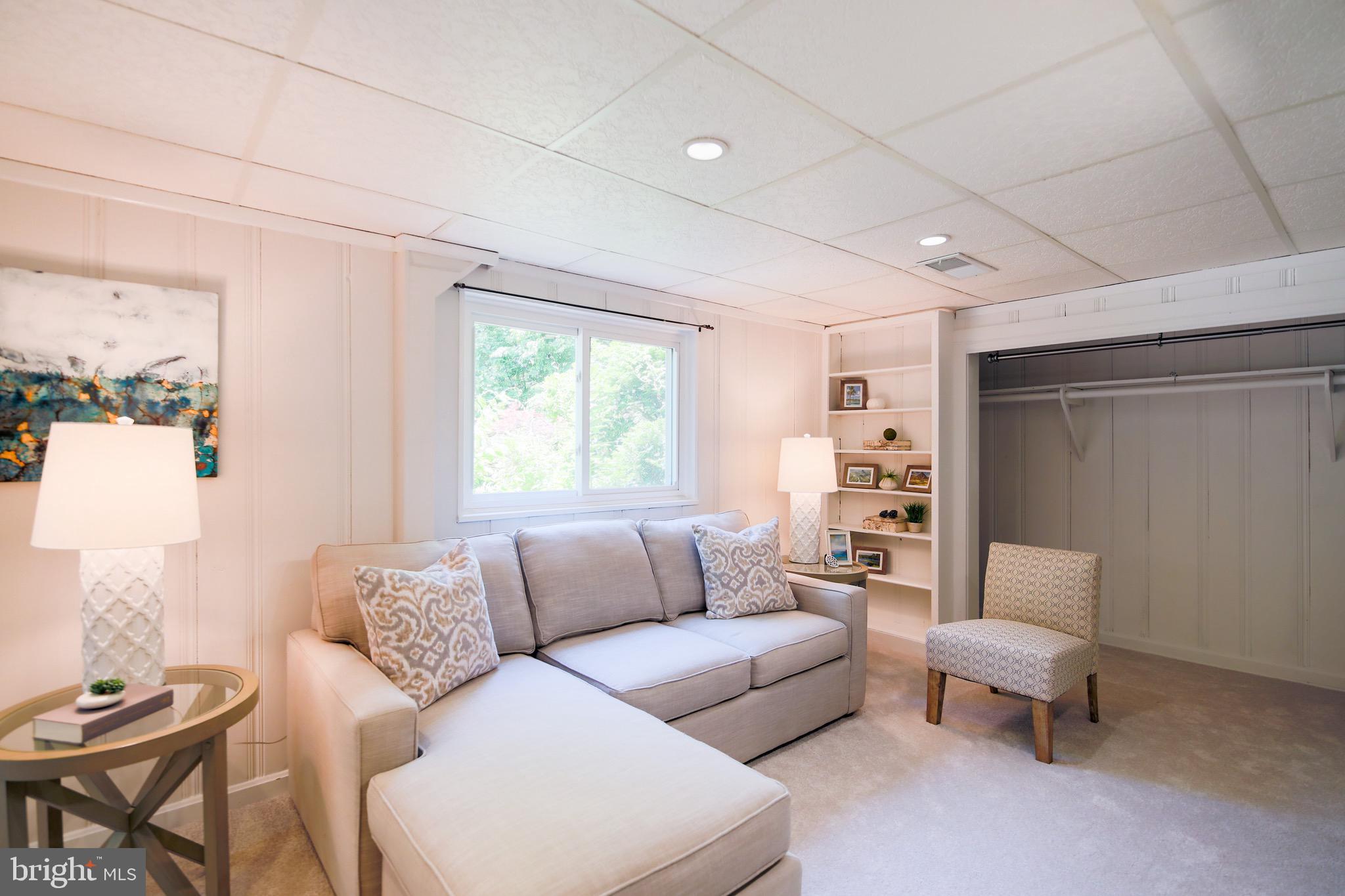 3048 Holmes Run Road Falls Church, VA 22042 - Photo 29 of 38 Gallery Image 29