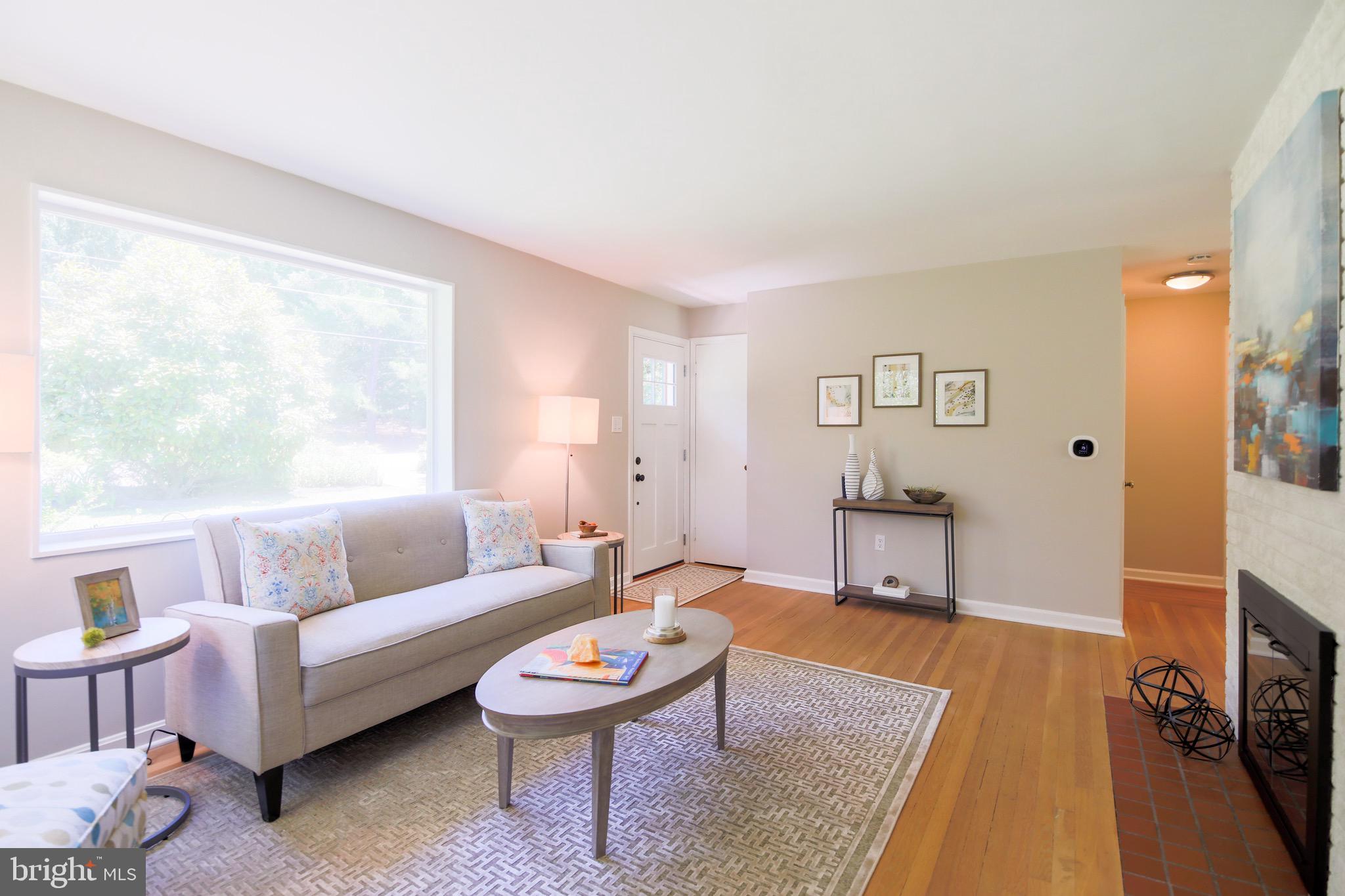 3048 Holmes Run Road Falls Church, VA 22042 - Photo 10 of 38 Gallery Image 10