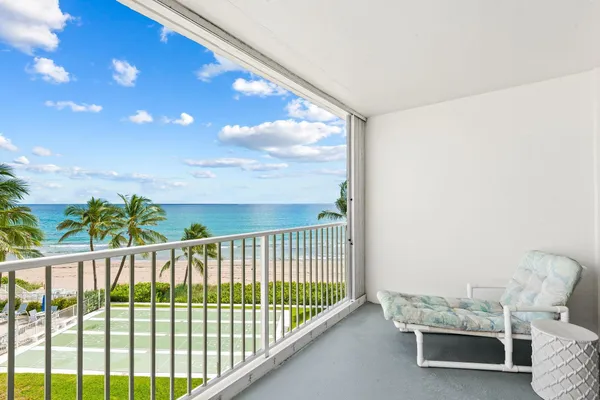 $5,000 | 3101 South Ocean Boulevard, Unit 404, Highland Beach, FL 33487