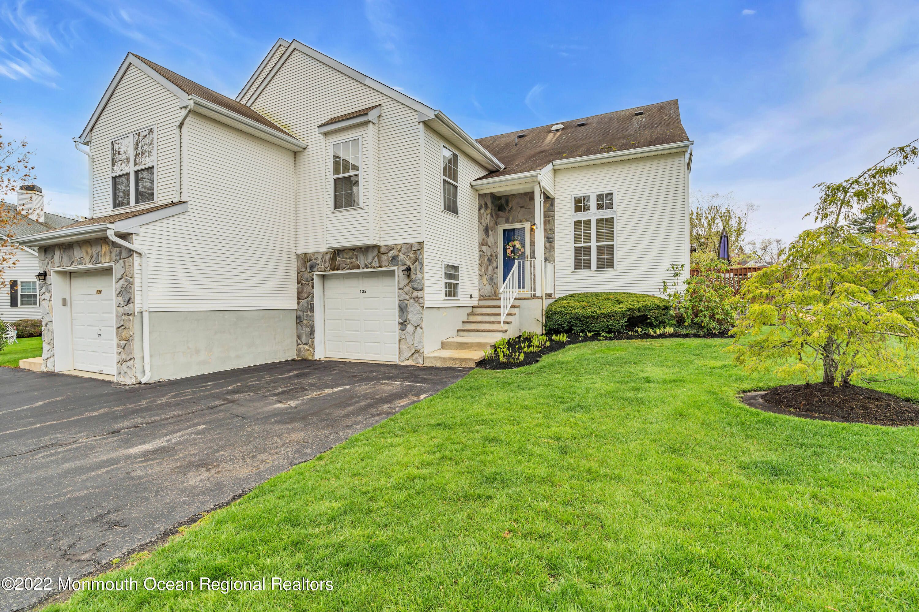 135 Racquet Road Wall, NJ 07719 - Photo 1 of 16 040_dsc04352 (1)