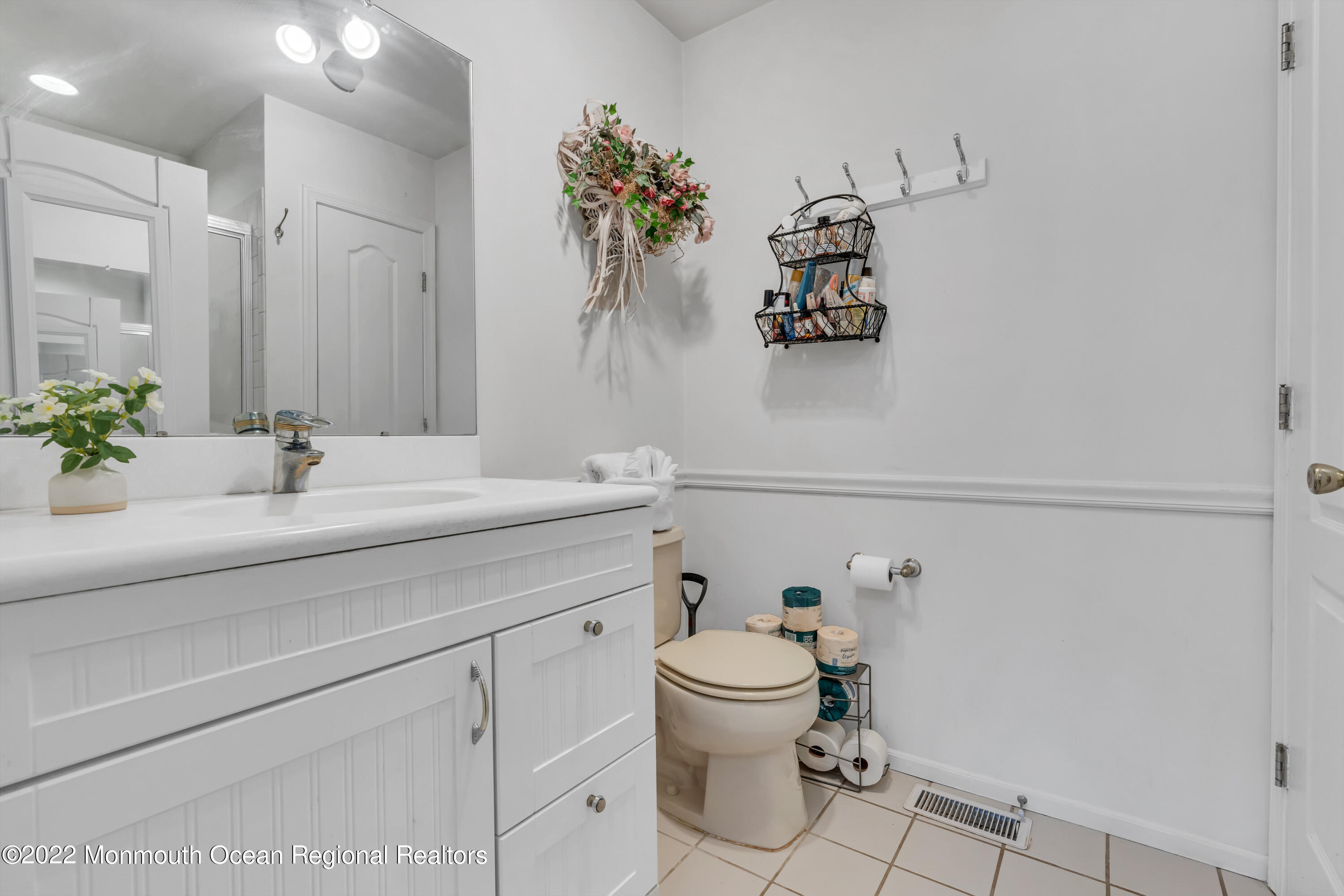 135 Racquet Road Wall, NJ 07719 - Photo 13 of 16 029_dsc04497