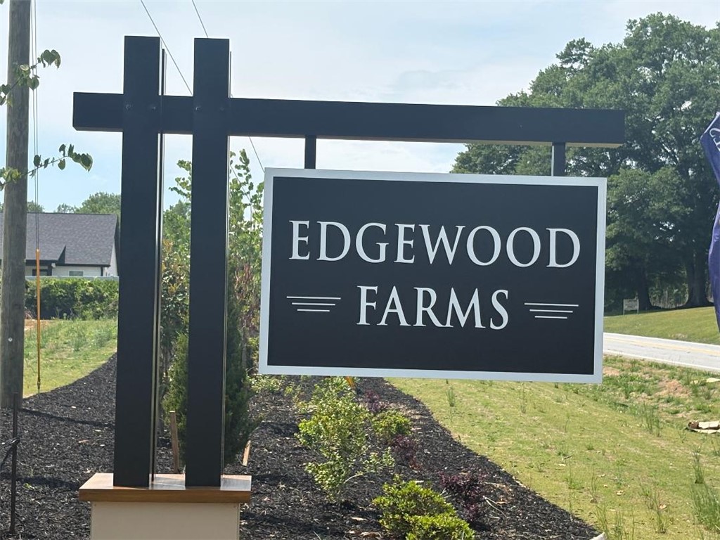 129 Cedar Shoals Easley, SC 29640 - Photo 5 of 8 Welcome home to Edgewood Farms, where community and nature converge.