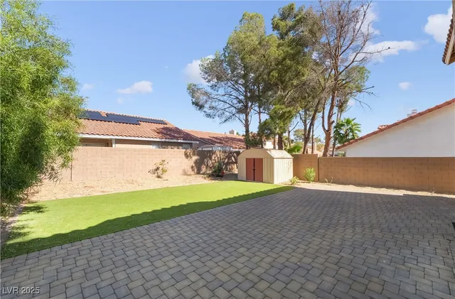 $2,195 | 8644 Trafalgar Drive, Las Vegas, NV 89117
