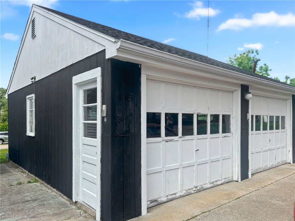 17 Pond Street Westerly, RI 02891 - Photo 35 of 46 Gallery Image 35