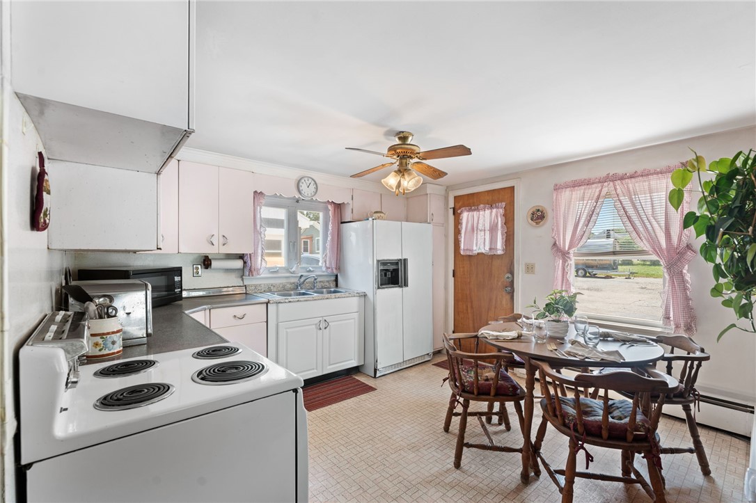 17 Pond Street Westerly, RI 02891 - Photo 10 of 46 Eat in kitchen
