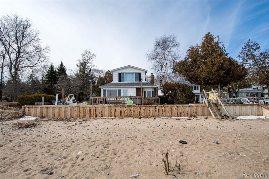5370 Lakeshore Road Fort Gratiot, MI 48059 - Photo 23 of 28