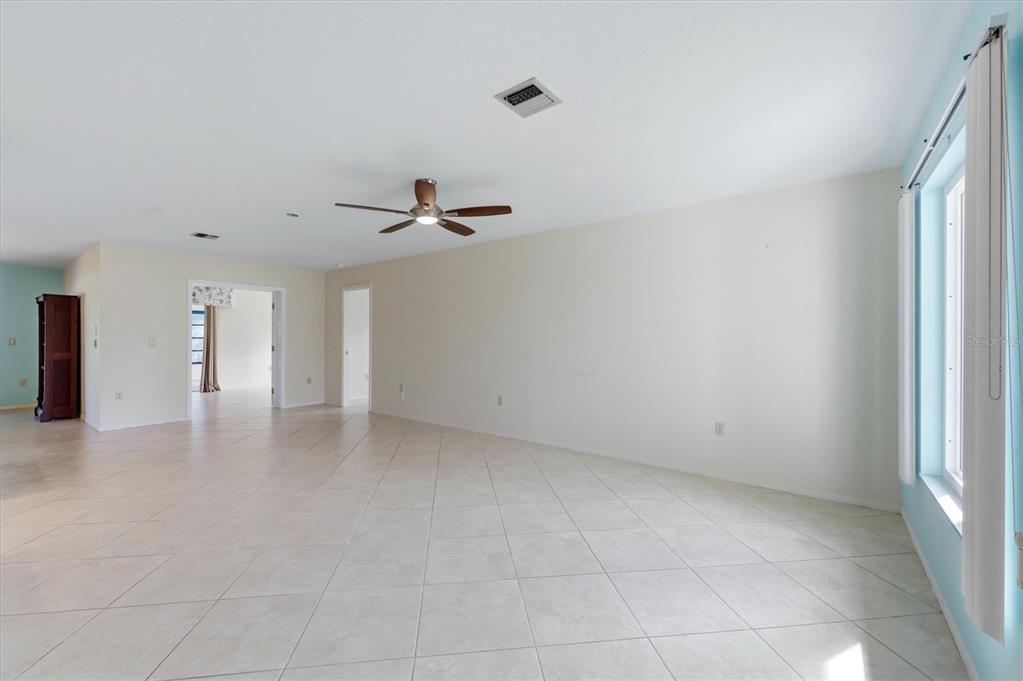 255 Rigel Road Venice, FL 34293 - Photo 3 of 52