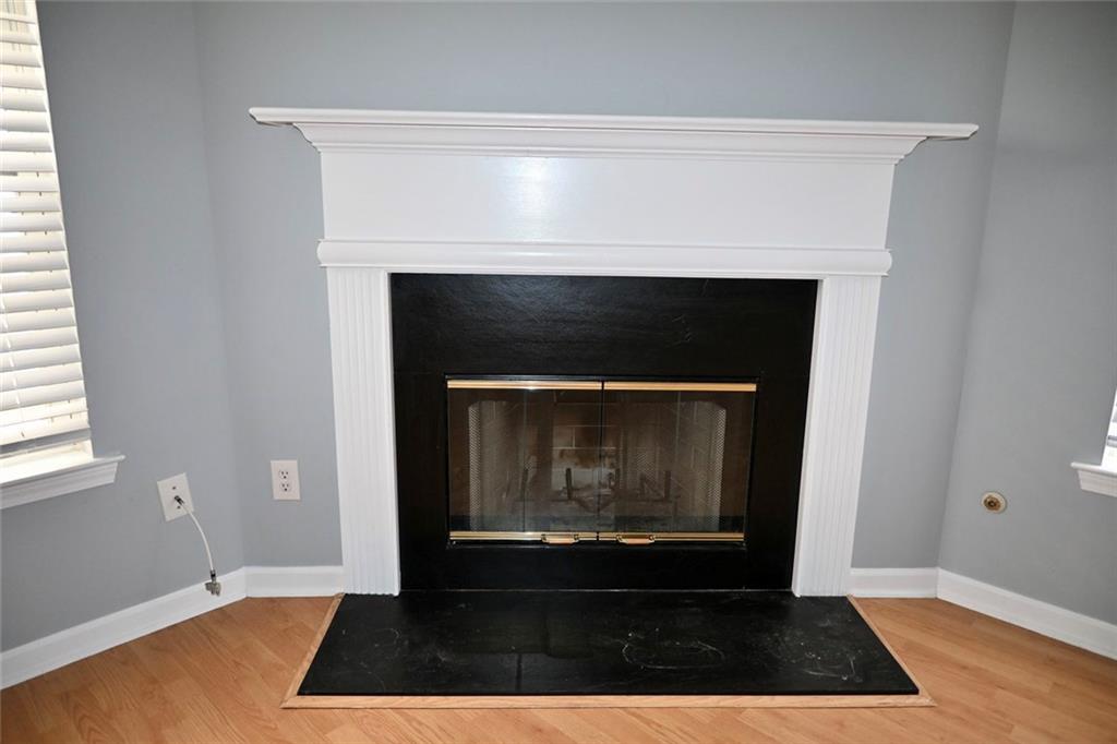 1563 Rachel's Ridge Northwest Kennesaw, GA 30152 - Photo 5 of 29 a living room with a fireplace