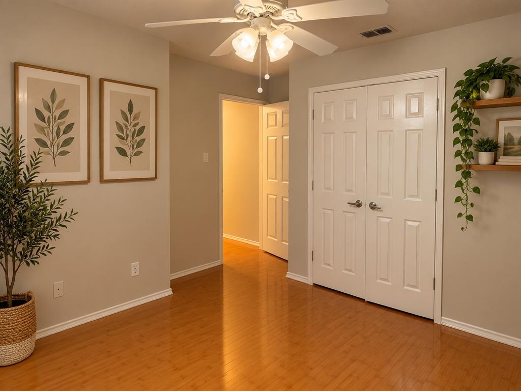 1105 Riley Drive Garland, TX 75040 - Photo 11 of 20 Gallery Image 11