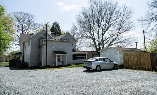 $1,250 | 405 North Main Street, Unit 4, China Grove, NC 28023
