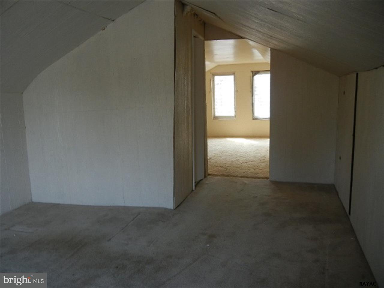 590 Newcomer Road Windsor, PA 17366 - Photo 14 of 16