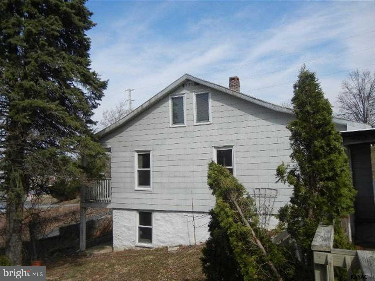 590 Newcomer Road Windsor, PA 17366 - Photo 4 of 16