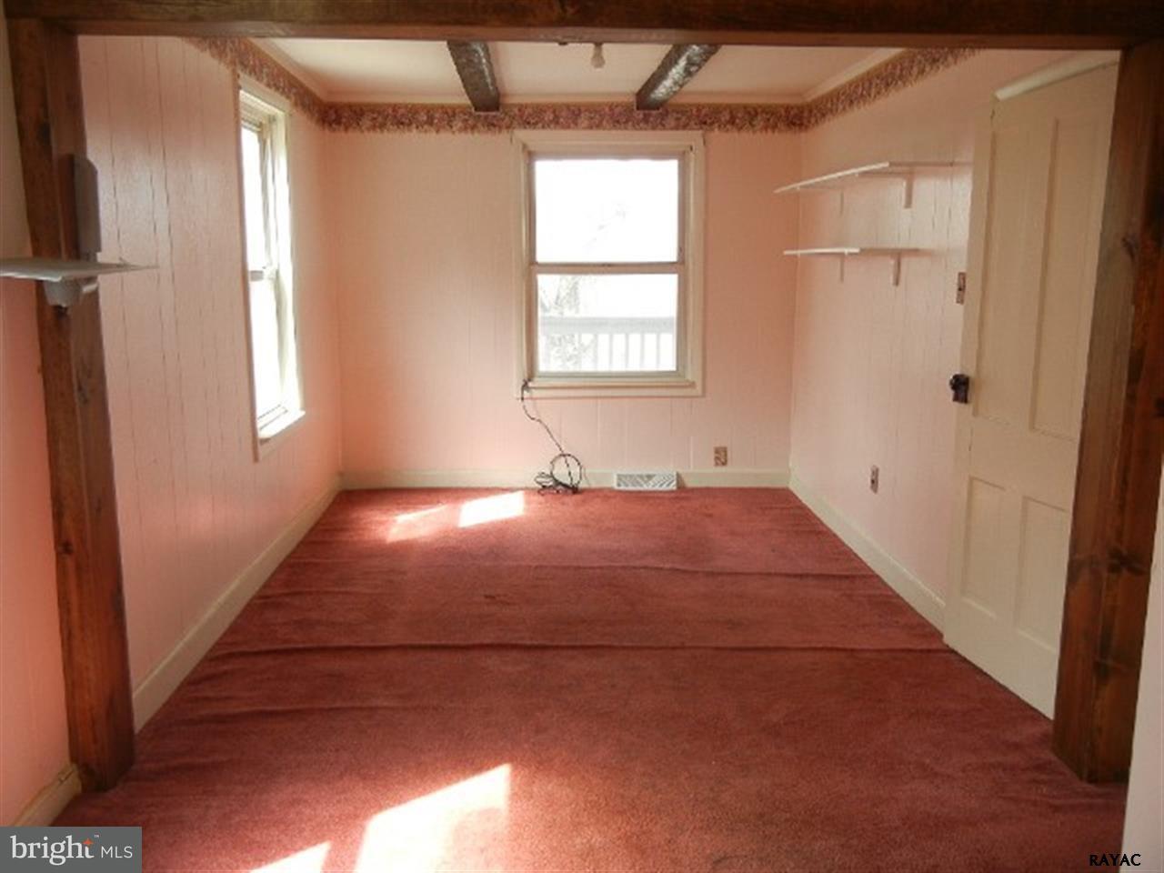 590 Newcomer Road Windsor, PA 17366 - Photo 9 of 16