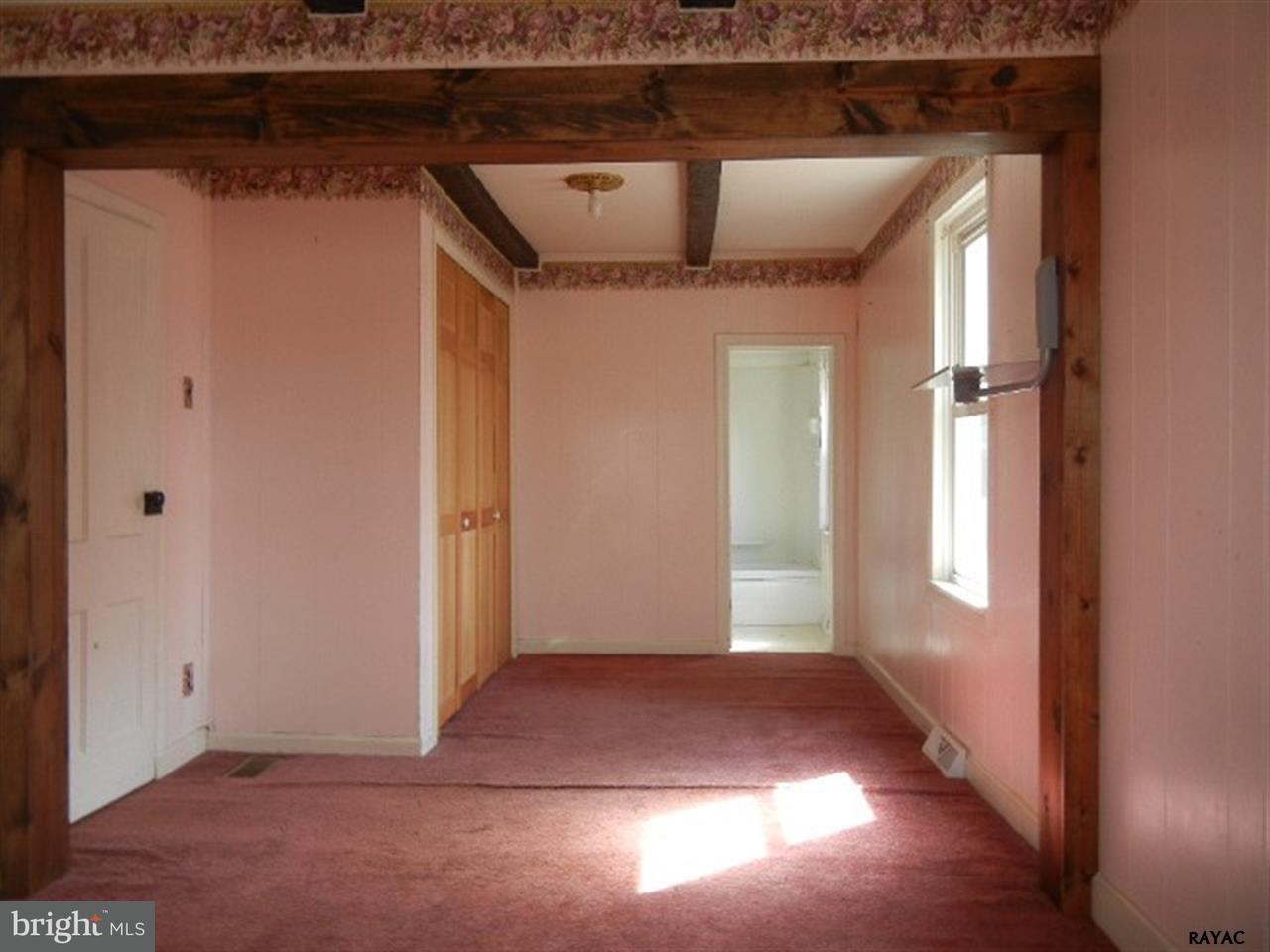 590 Newcomer Road Windsor, PA 17366 - Photo 10 of 16