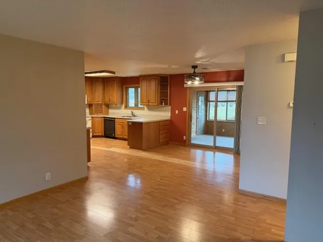 $289,900 | 454 Main Street, Evansville, MN 56326