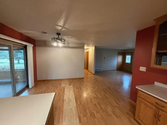 $289,900 | 454 Main Street, Evansville, MN 56326