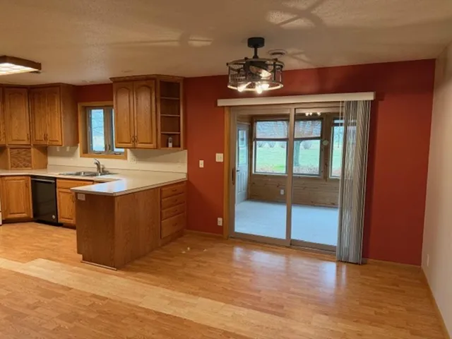 $289,900 | 454 Main Street, Evansville, MN 56326