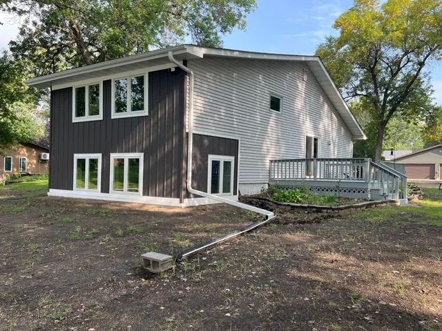 $349,000 | 2319 Cottonwood Lake Drive, Windom, MN 56101