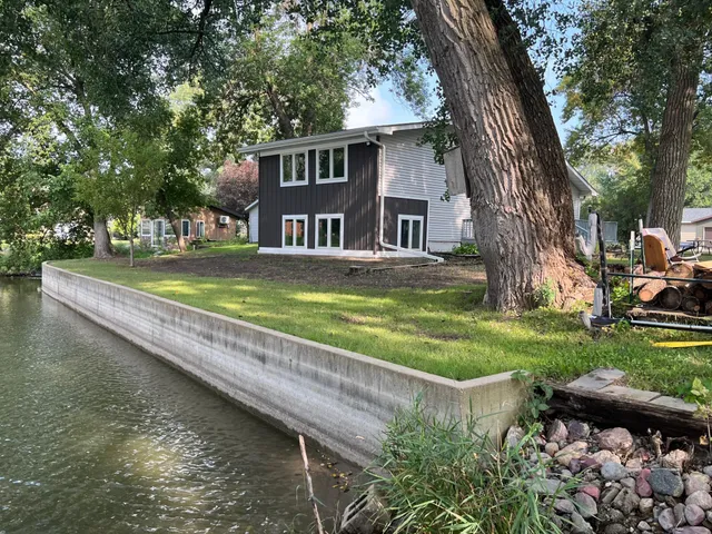 $349,000 | 2319 Cottonwood Lake Drive, Windom, MN 56101