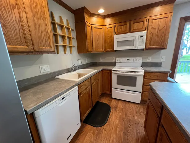 $349,000 | 2319 Cottonwood Lake Drive, Windom, MN 56101