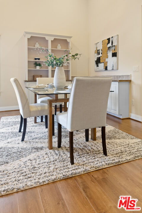 441 University Avenue Burbank, CA 91504 - Photo 12 of 40 Gallery Image 12