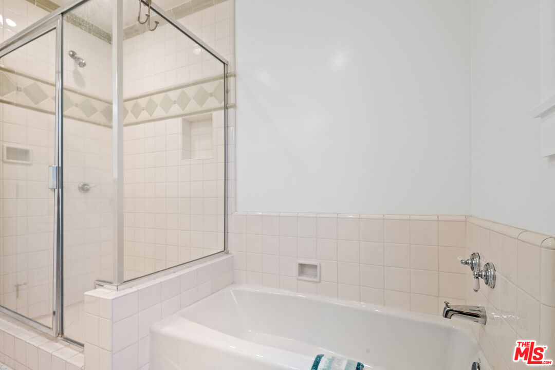 441 University Avenue Burbank, CA 91504 - Photo 19 of 40 Gallery Image 19