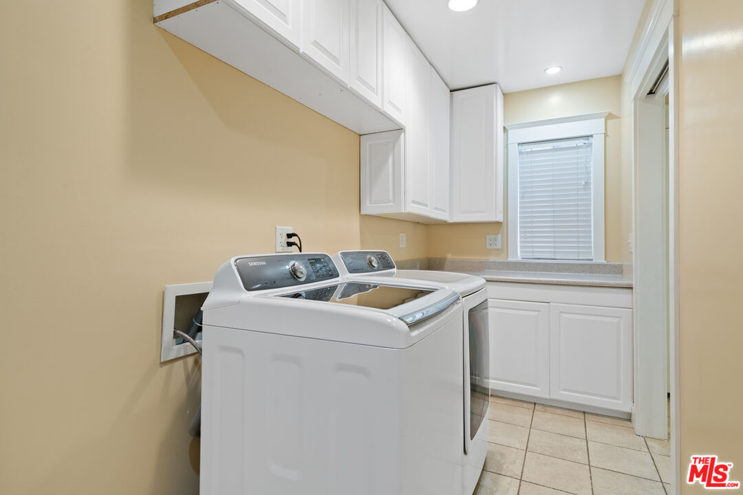 441 University Avenue Burbank, CA 91504 - Photo 33 of 40 Gallery Image 33